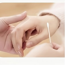 Smile moon Cotton sticks for medical purposes 100pcs Double-headed Flower and Wood Stick Sign, Disposable Daily Cleaning Stick, Portable Packaging