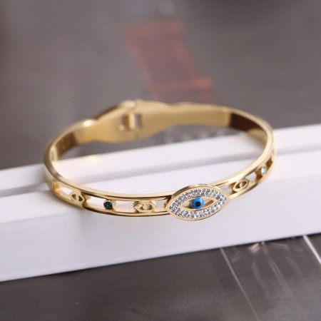 Hotcity Bracelets Plated Evil Eye Titanium Bracelet with Crystal Accents - Perfect for Everyday Wear or as a Gift
