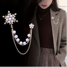 Giftoday Brooches for clothing A Fashionable And Elegant Snowflake Chain Brooch Coat Sweater for Women'S Daily Party Banquet Birthday Gift