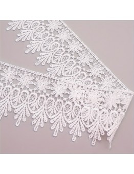lucktrain Lace 4.57 meter of Wide Venice Floral Lace Trim for Sewing Crafts - in White